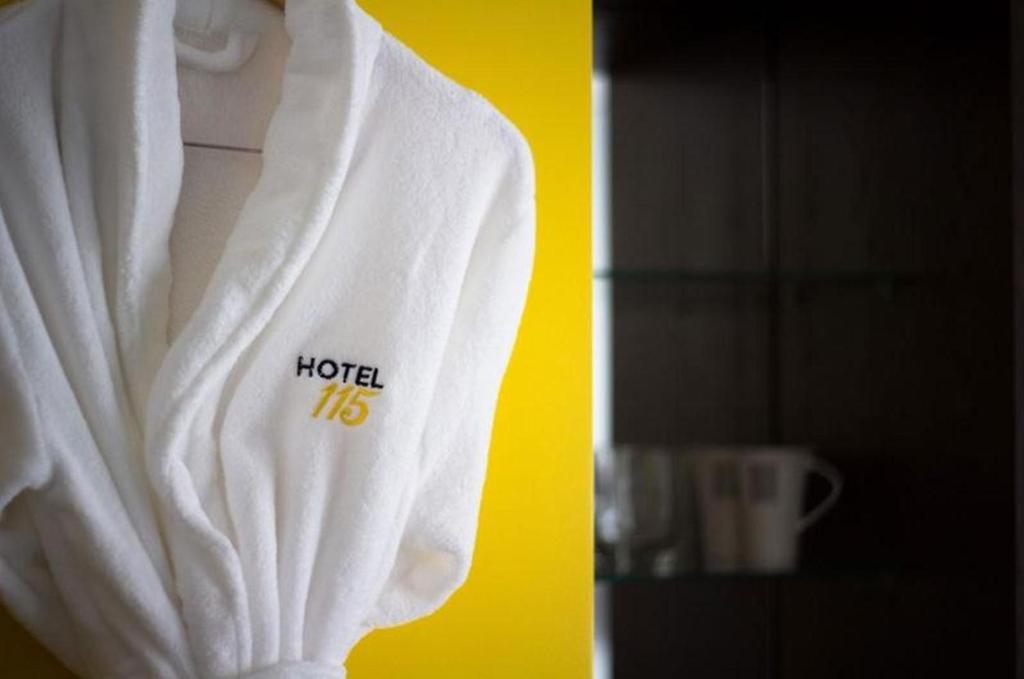 Hotel 115 Крайстчърч Екстериор снимка